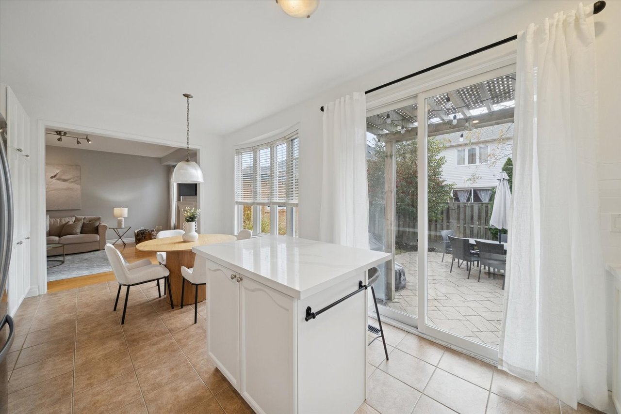 77 Fred Silvester rd