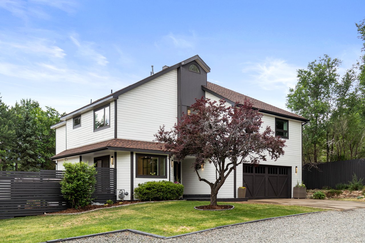 Sophisticated and Stunning North Boulder Gem!