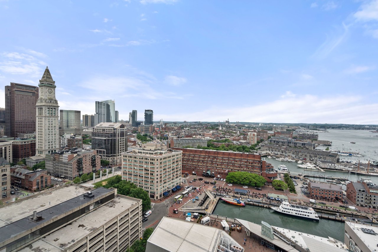 Highly Renovated Harbor Towers Residence