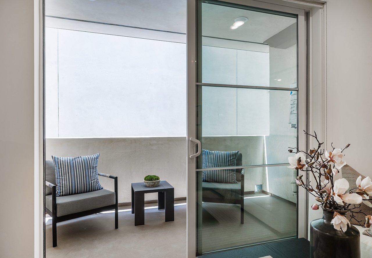 Paseo Living || 1303 S Orange Grove Avenue