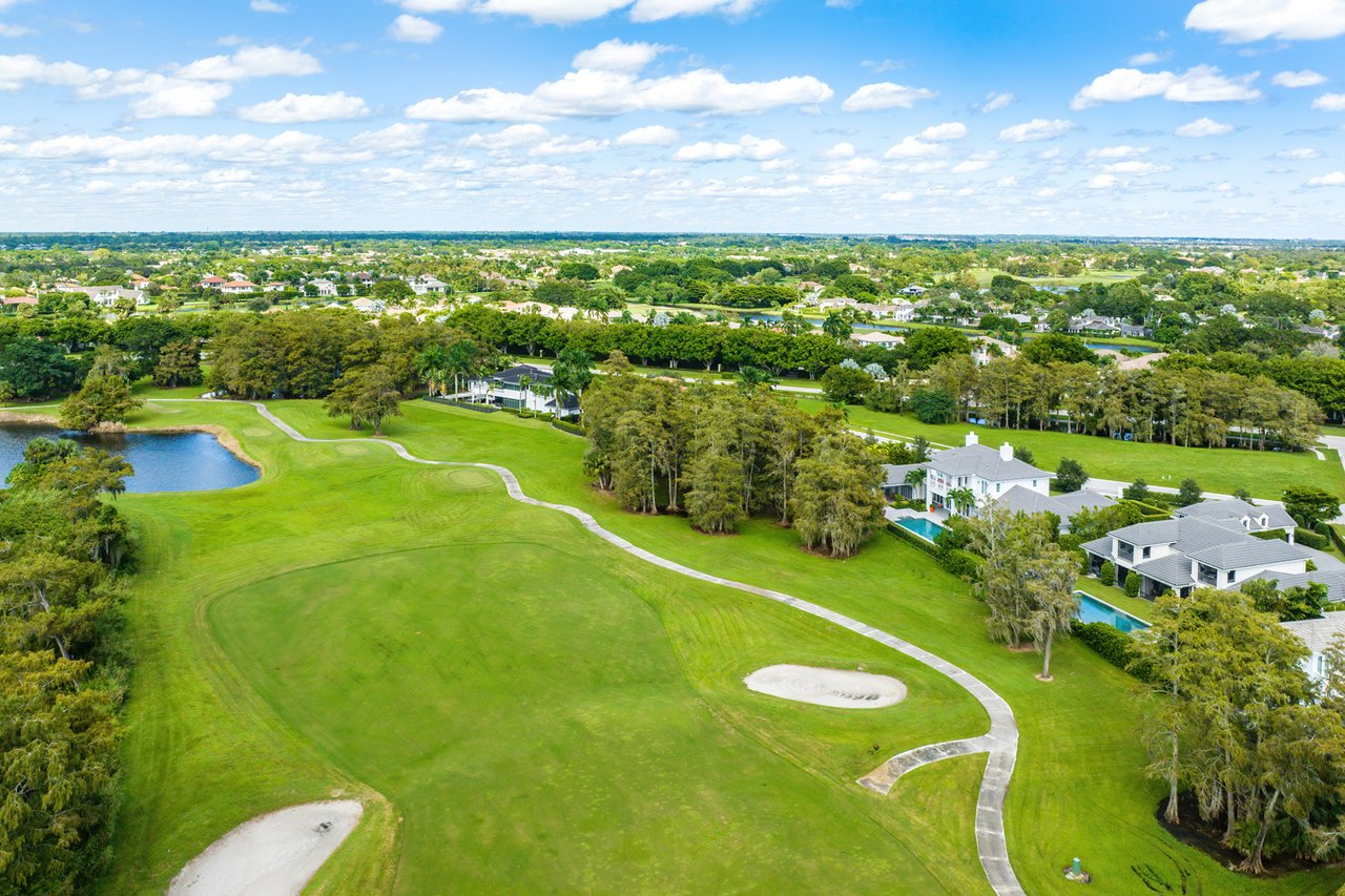 Who Specializes in Waterfront Luxury Homes in Wellington, Florida? A Complete Guide for Affluent Buyers Seeking Lakefront Estates