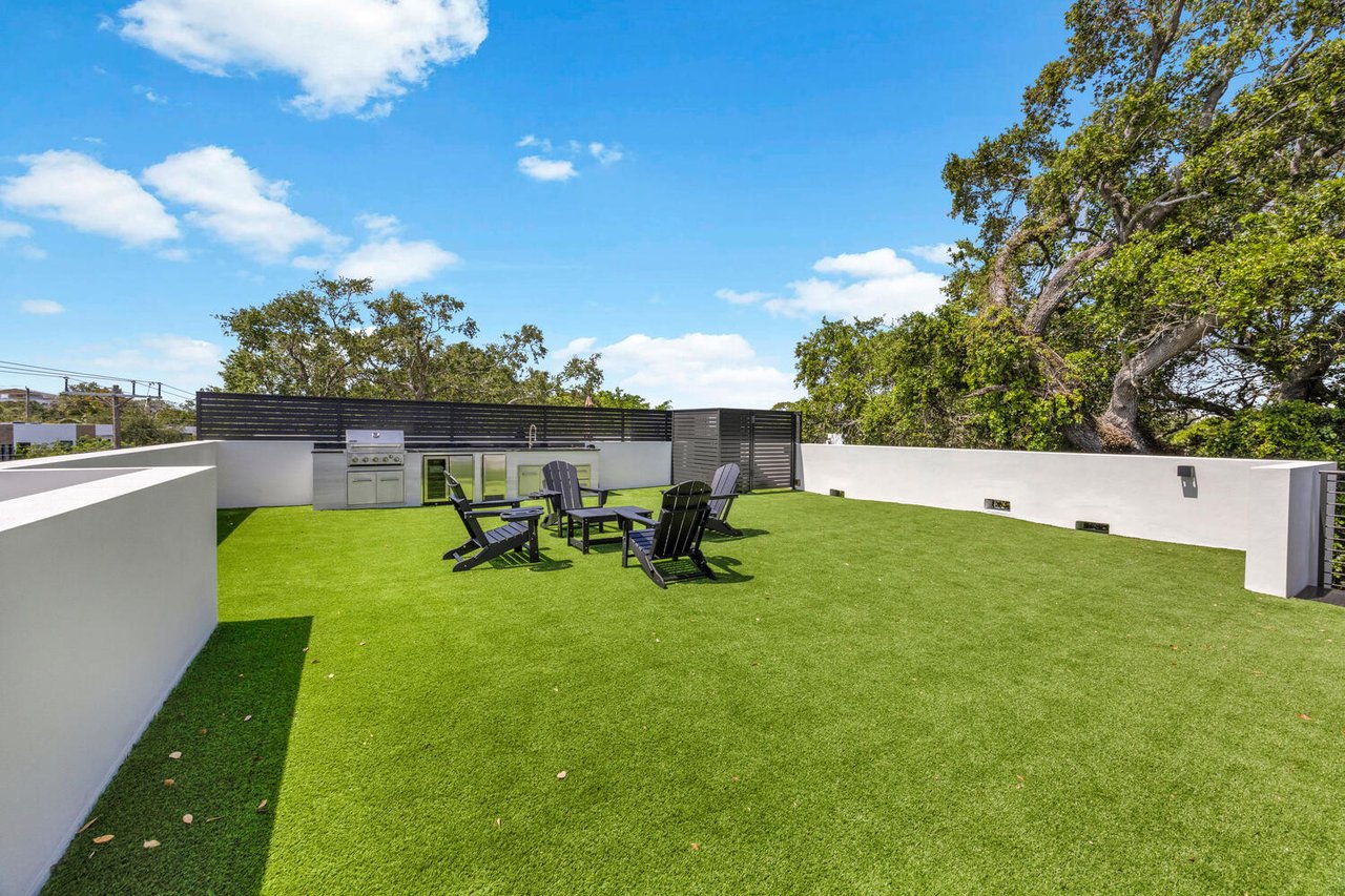 New Construction Townhome in Coconut Grove