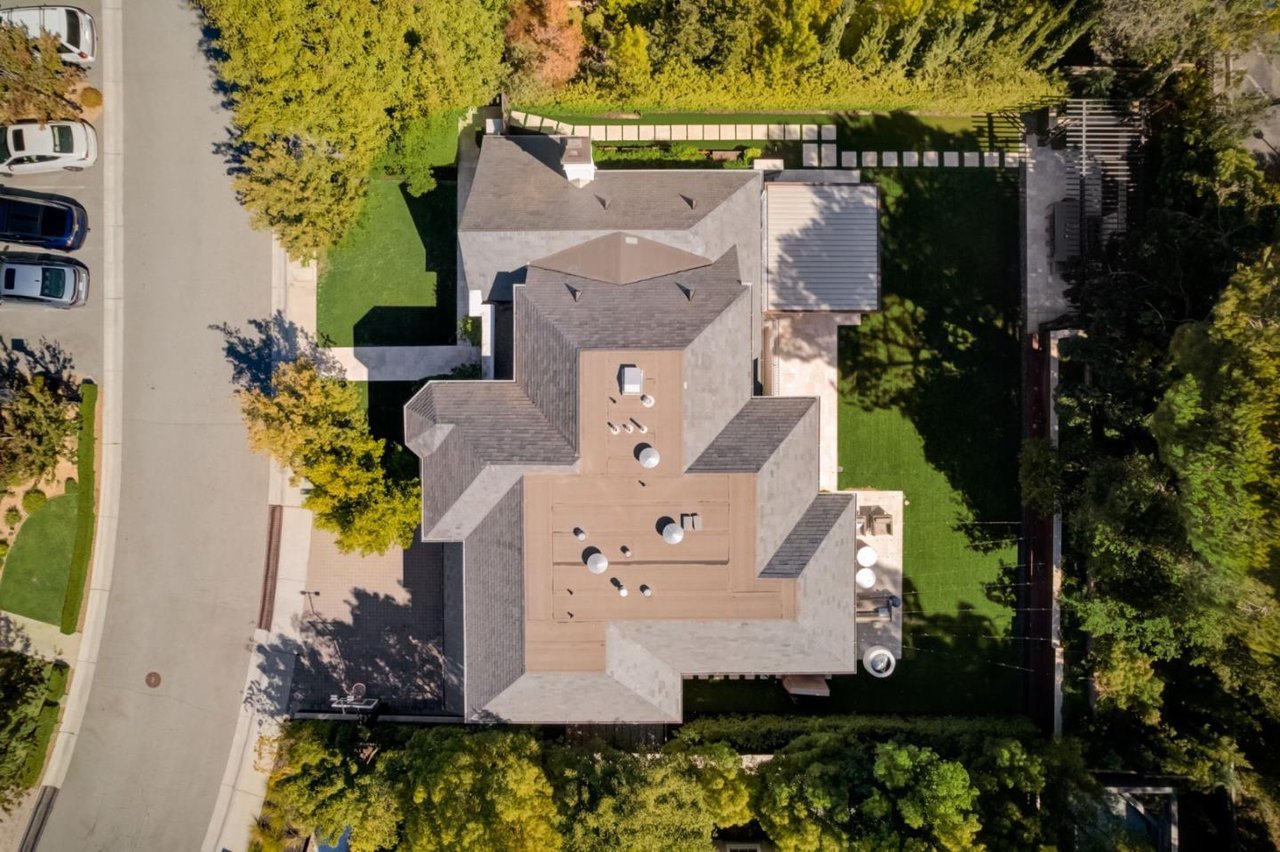 120 Royal Oaks Ct