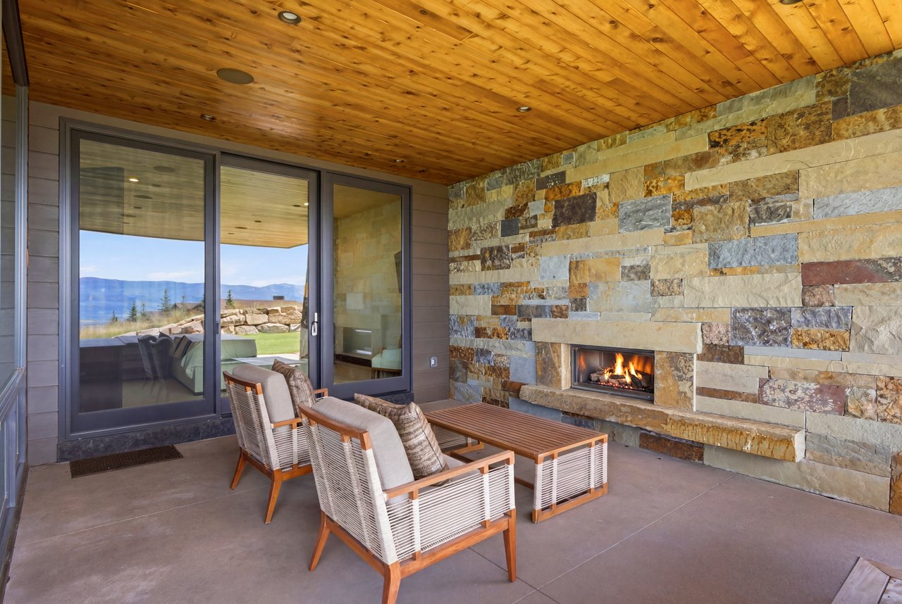 Top-of-Promontory Architectural Estate — Furnished & Turnkey - Front-Row Mountain Views