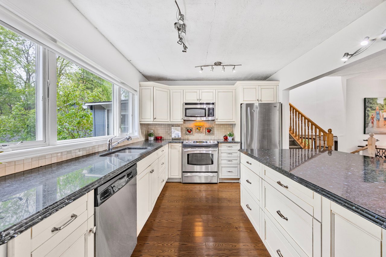 55 Old Church Road, King