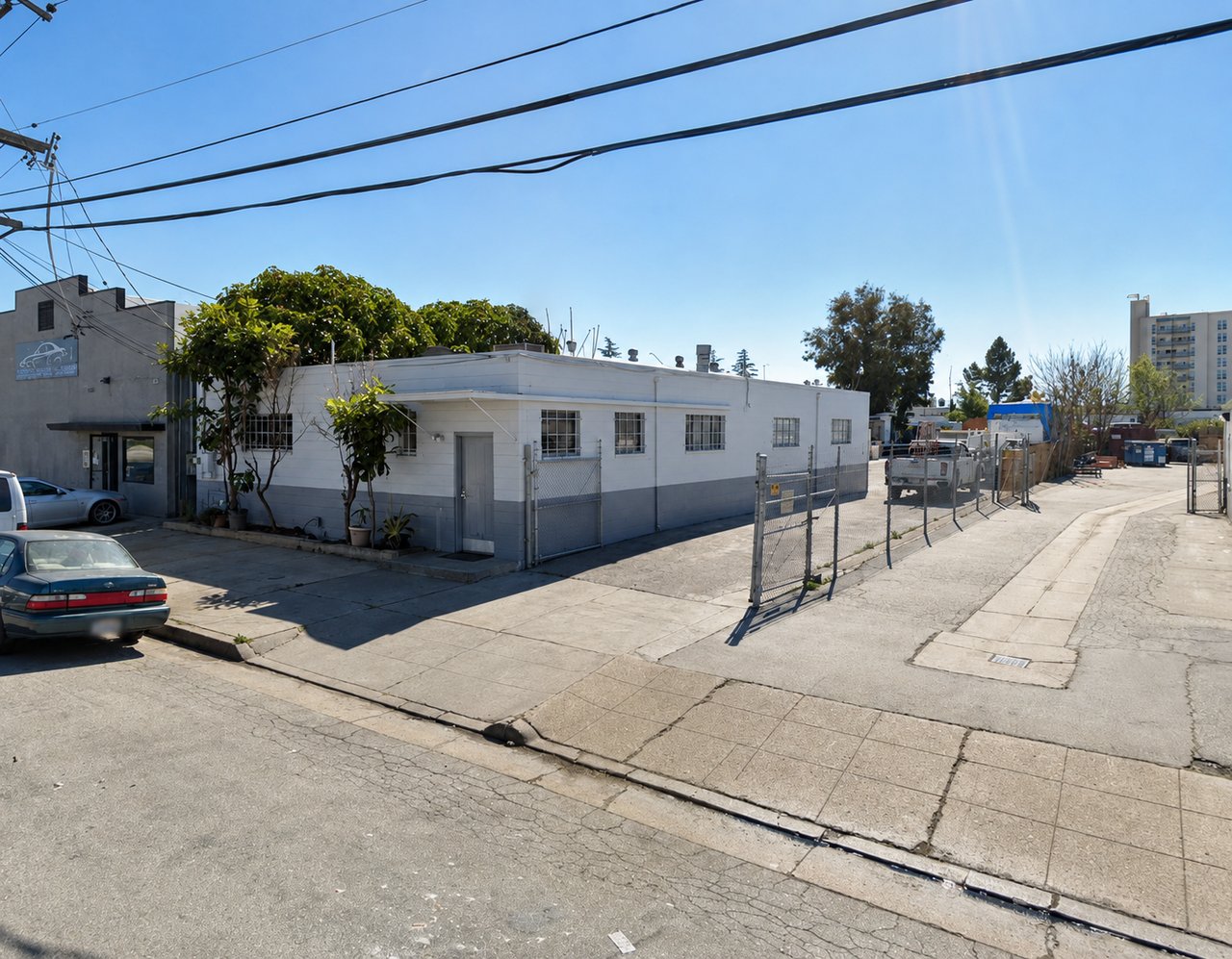 2,275 SF Industrial Owner User Opportunity