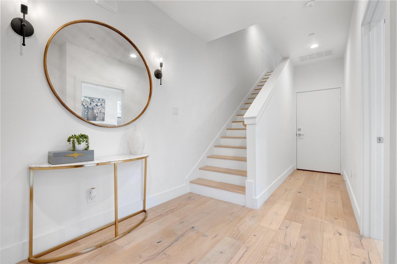 Hall Street Townhouse