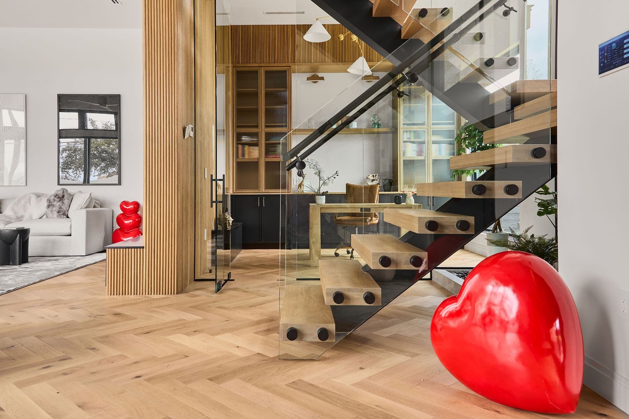 1604 Taylor Gaines Street