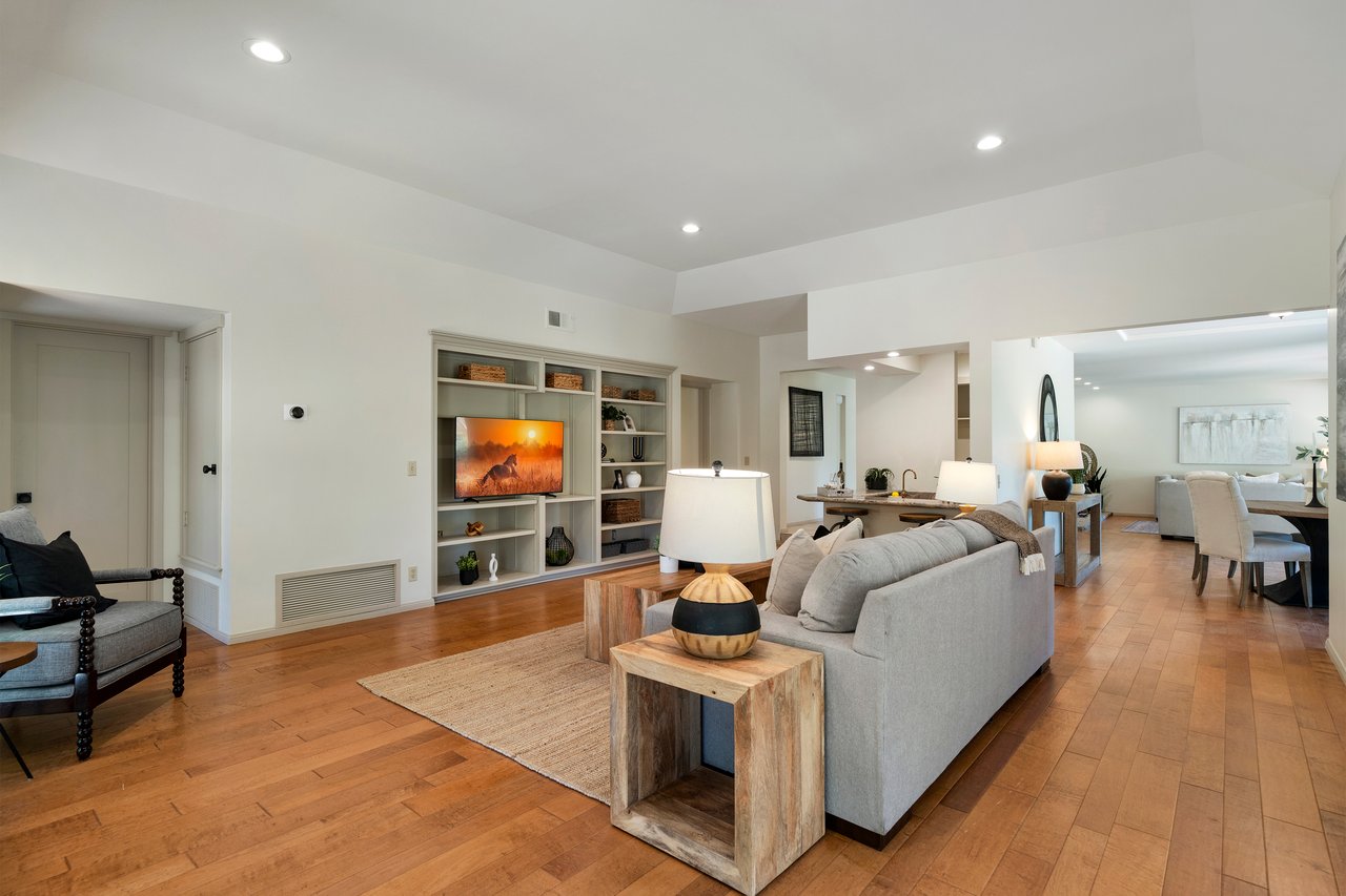 38785 Avenida Bonita