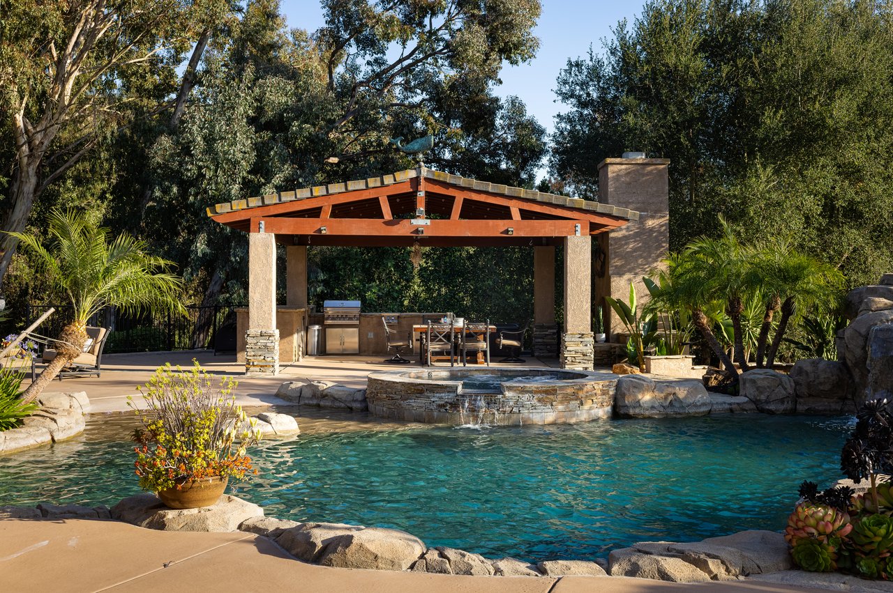 15275 Eastvale Rd