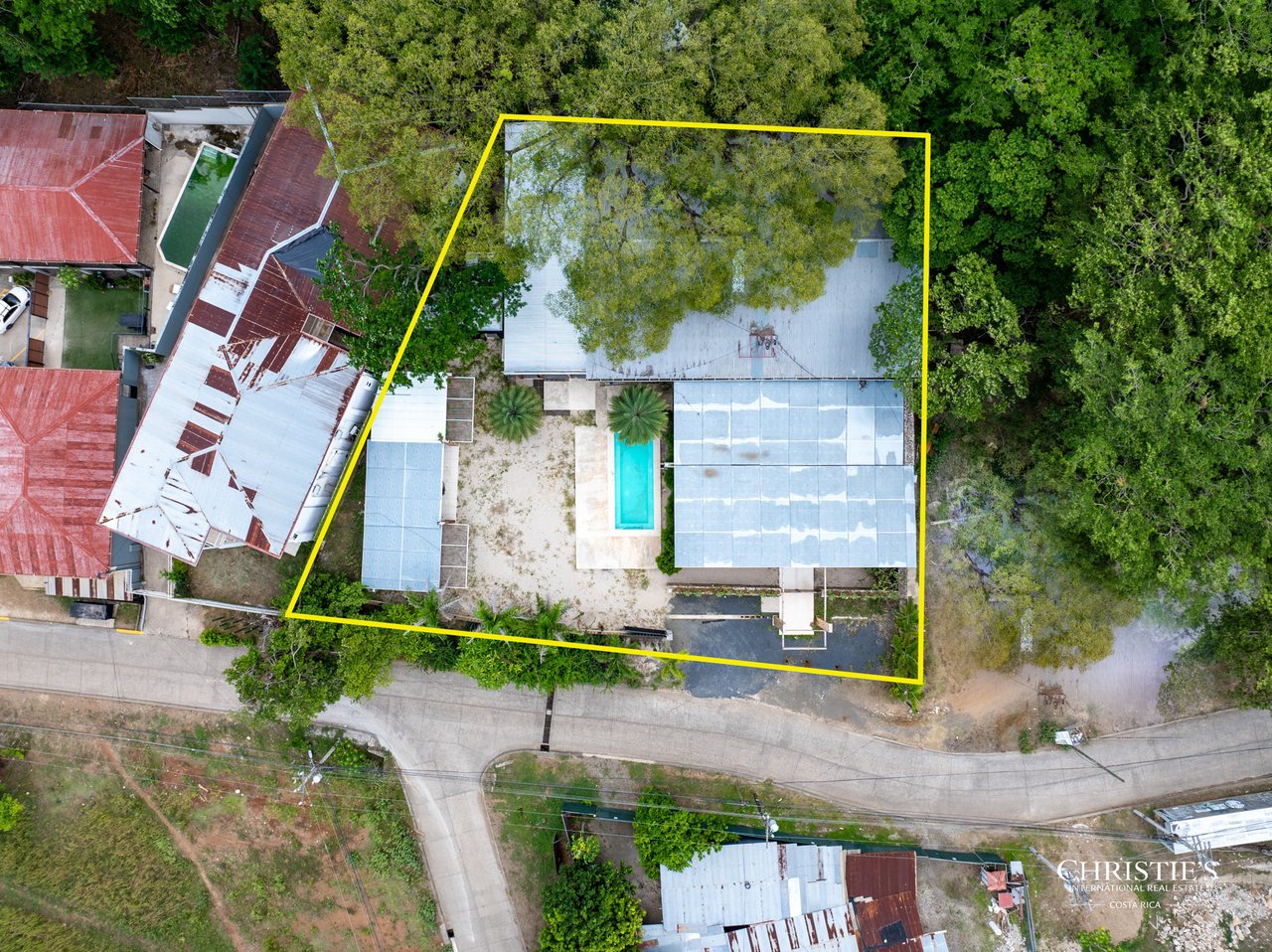 El Moro | Prime Commercial Investment Opportunity in Tamarindo