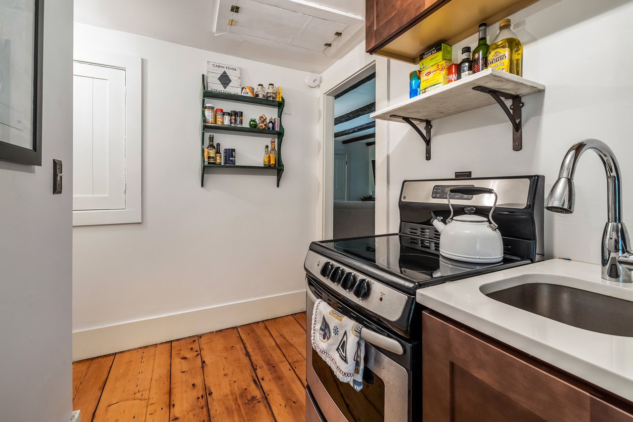 Old Farm 2 Bedroom Condo