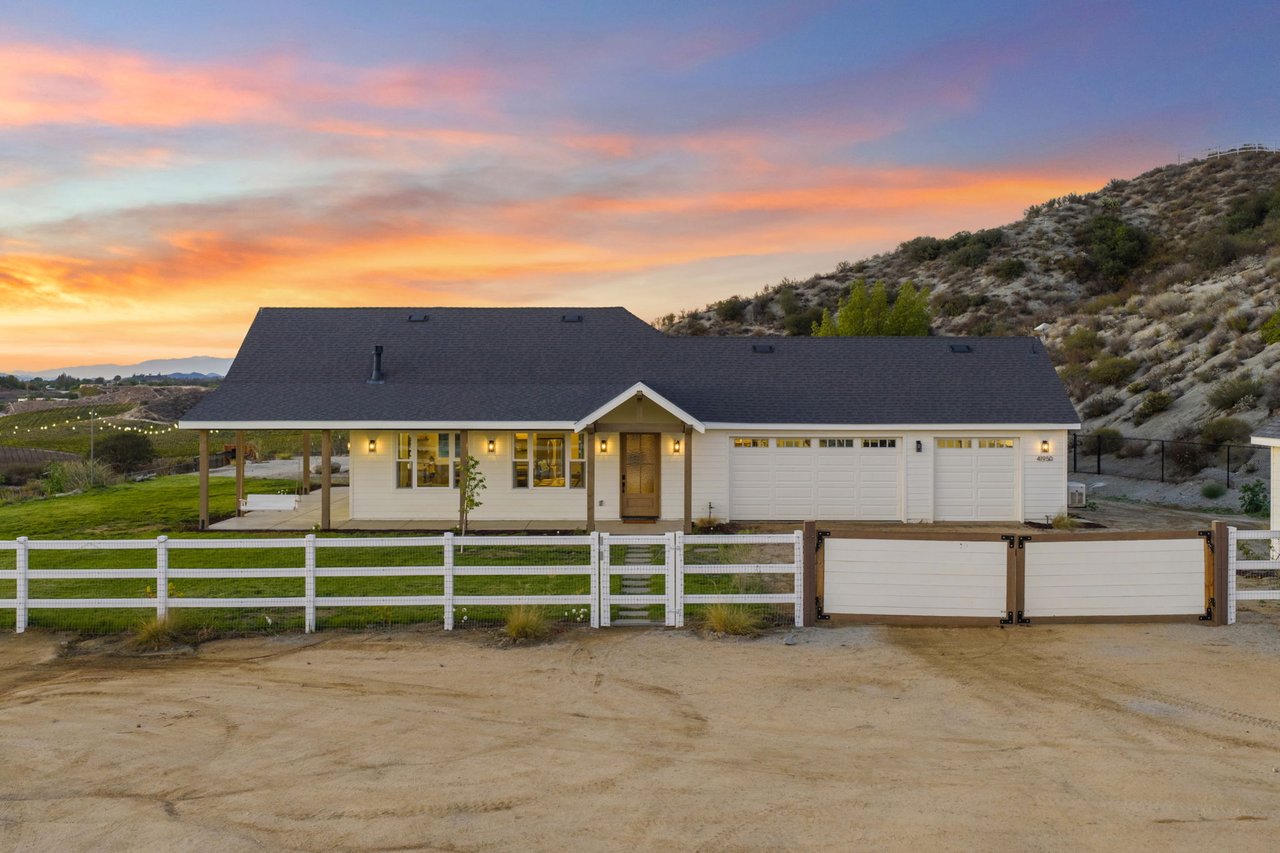 41950 Calle La Escondida