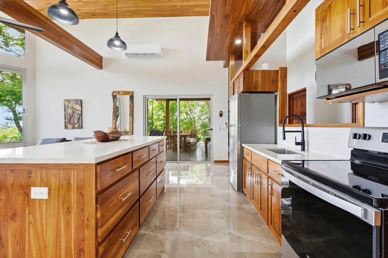 Casa de Las Barbas & Casa Libertad | Two Ocean View Homes on 3.5 Acres in Pura Jungla