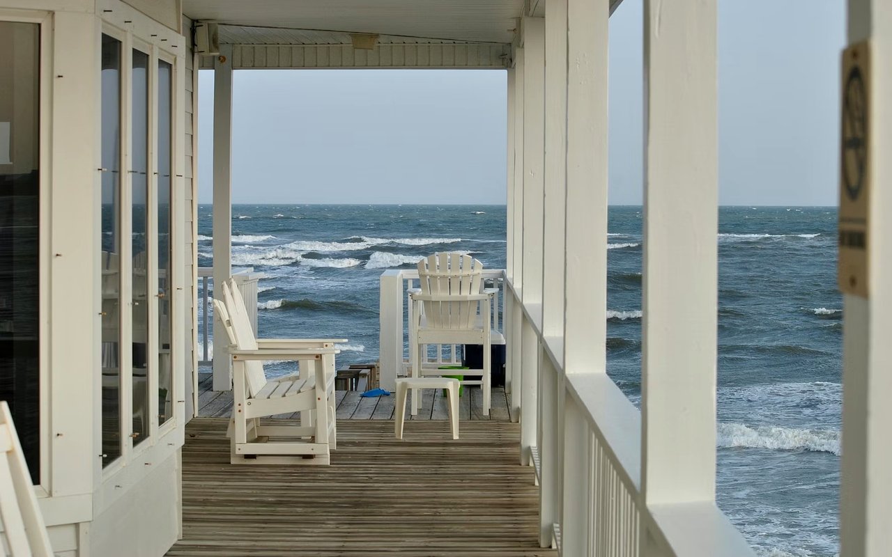 Tips for Successfully Staging and Selling Your Beachfront Home in Newport, RI