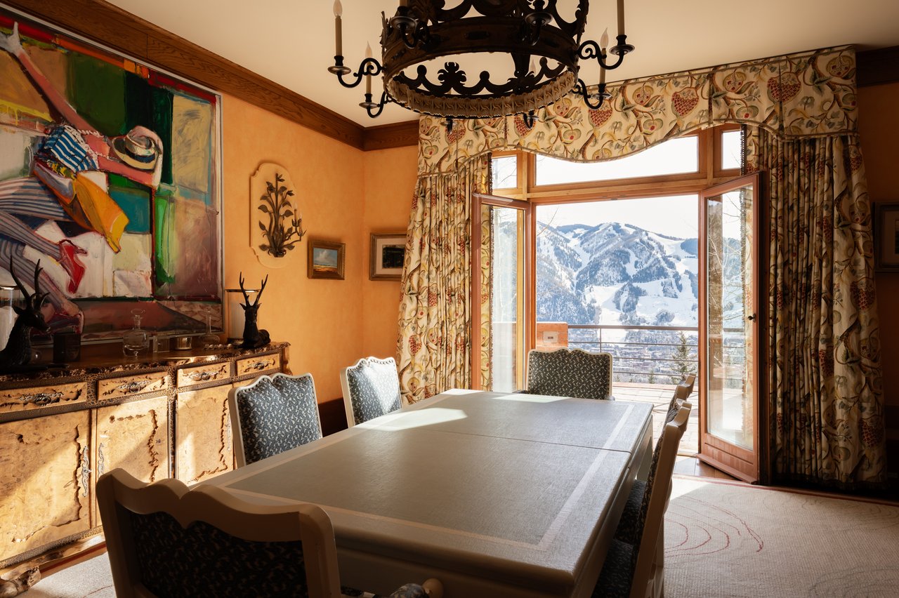 2131 Red Mountain Road