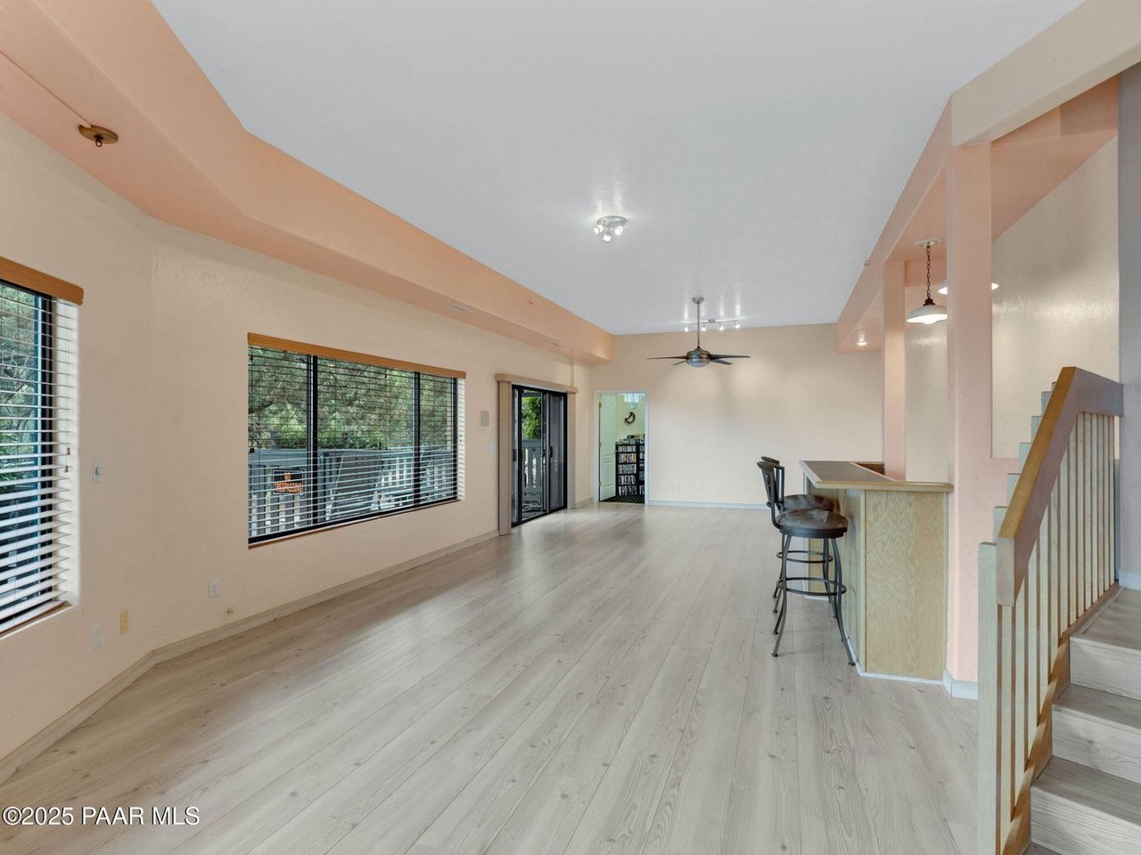 3160 Rainbow Ridge Dr