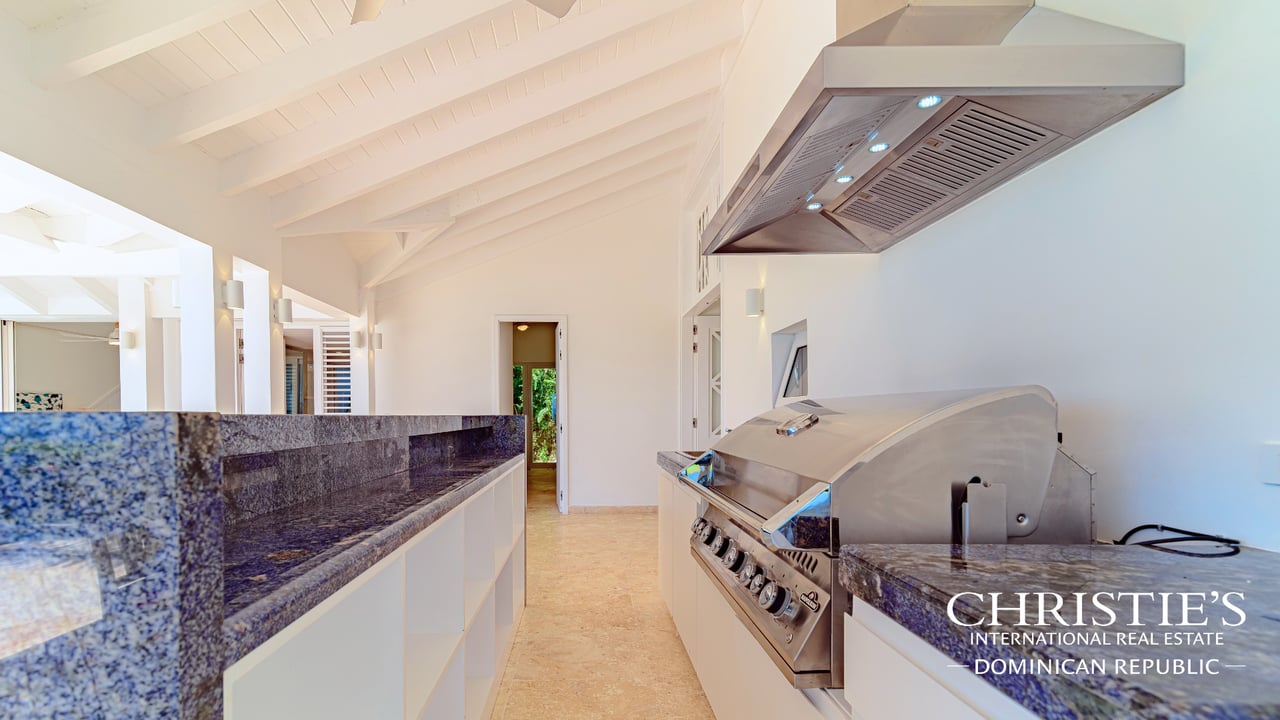 Luxury Ocean View Villa in the Puerto Bahía Resort Community