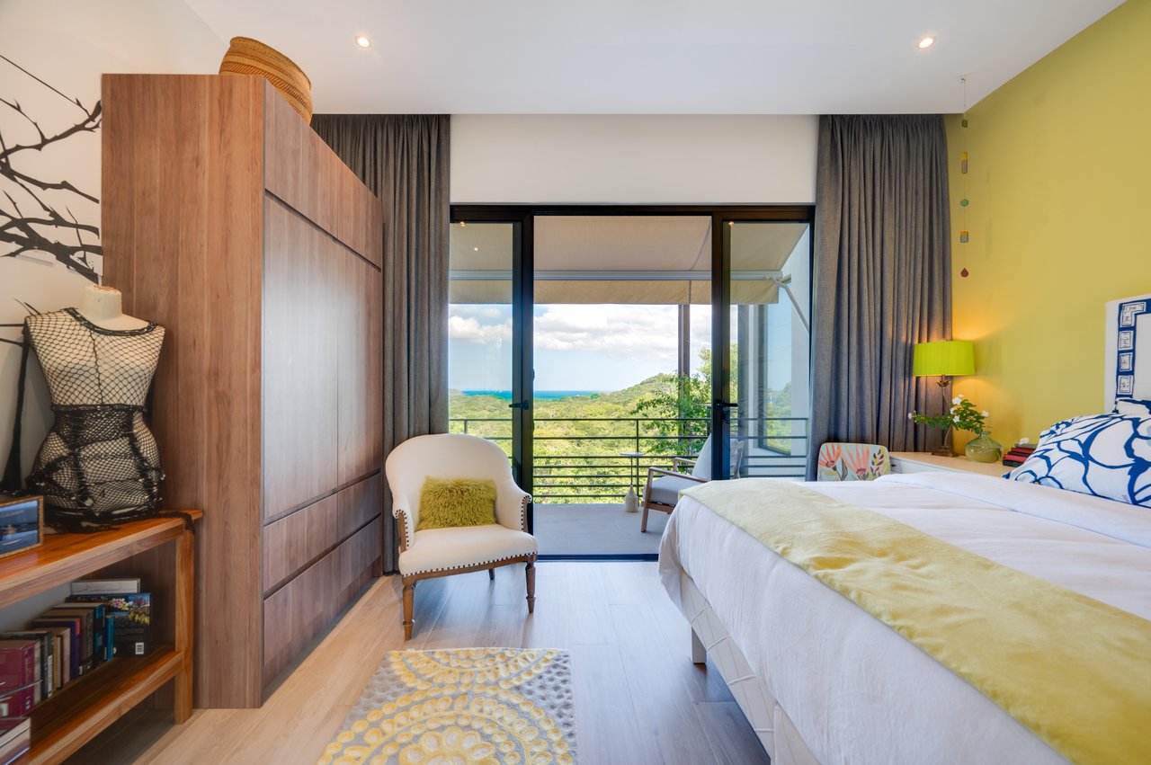 Casa Dos Lunas | Private Estate with Panoramic Ocean Views
