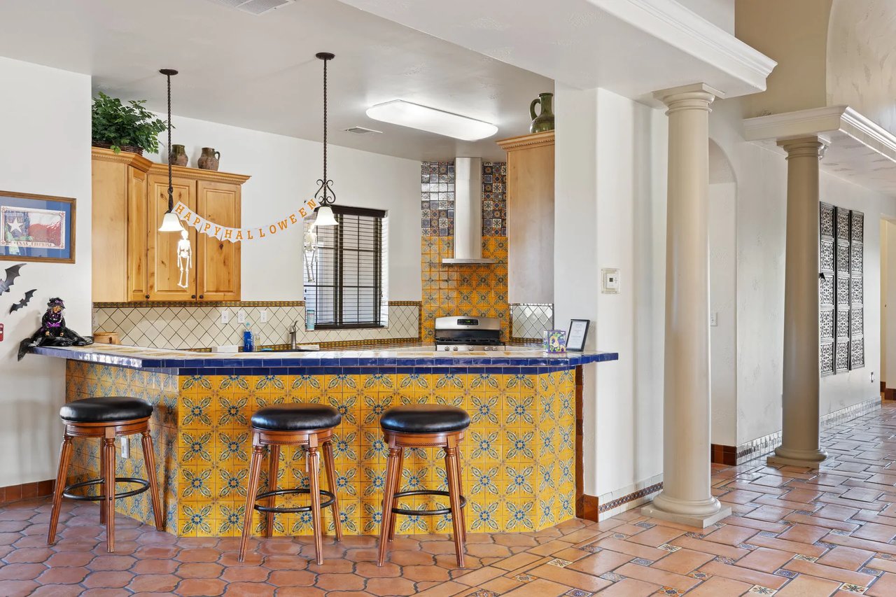 9116 Villa Norte Dr | Mediterranean Luxury in Versante Canyon