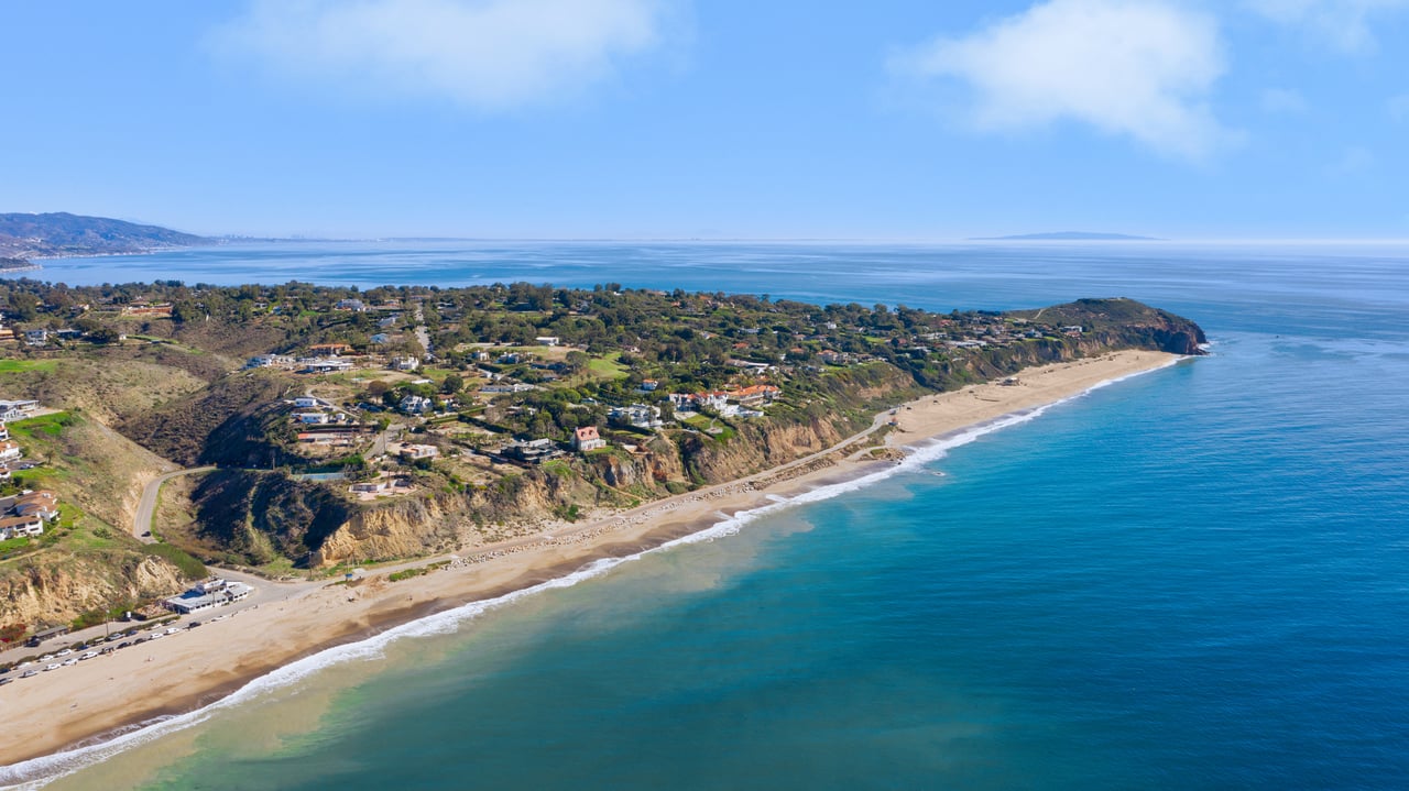Malibu Guest House For Lease