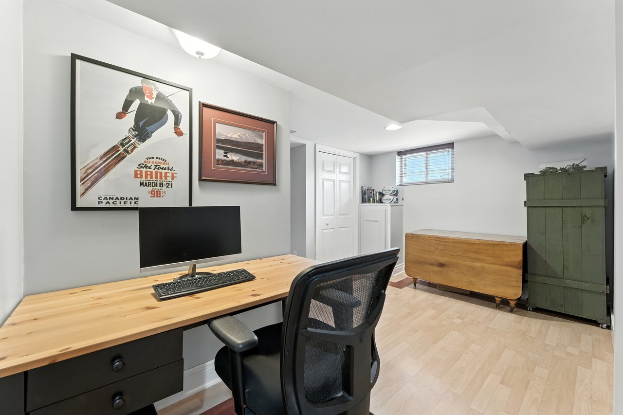 4 Fulham Dr