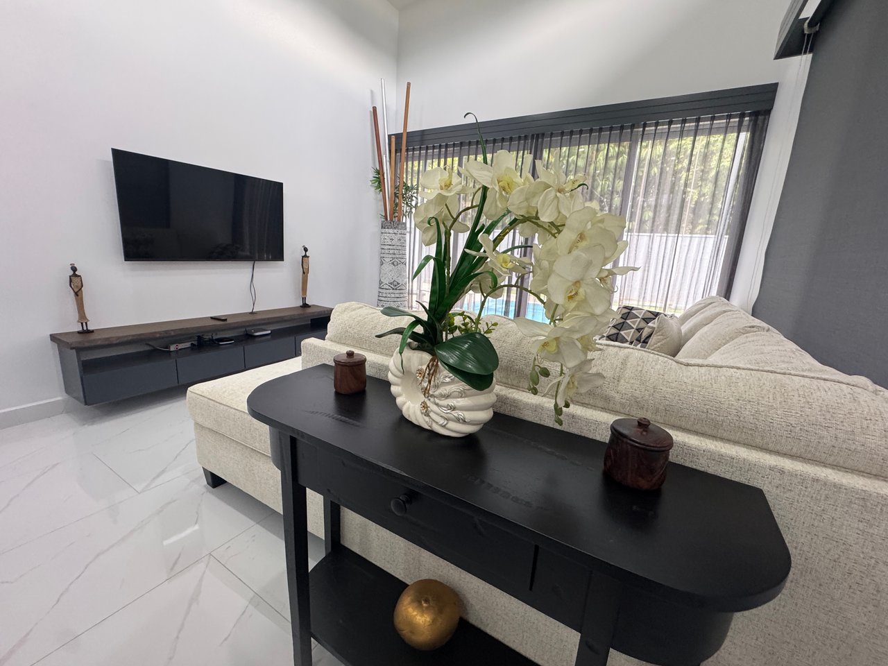 Jardines Del Sol 3 Bedroom, 3 Bathroom