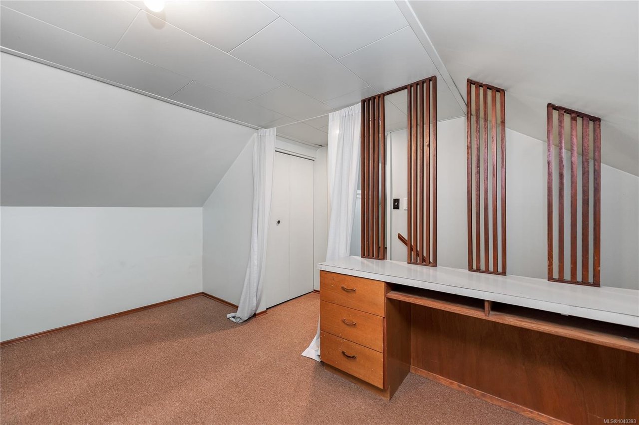 201 Burnside Rd