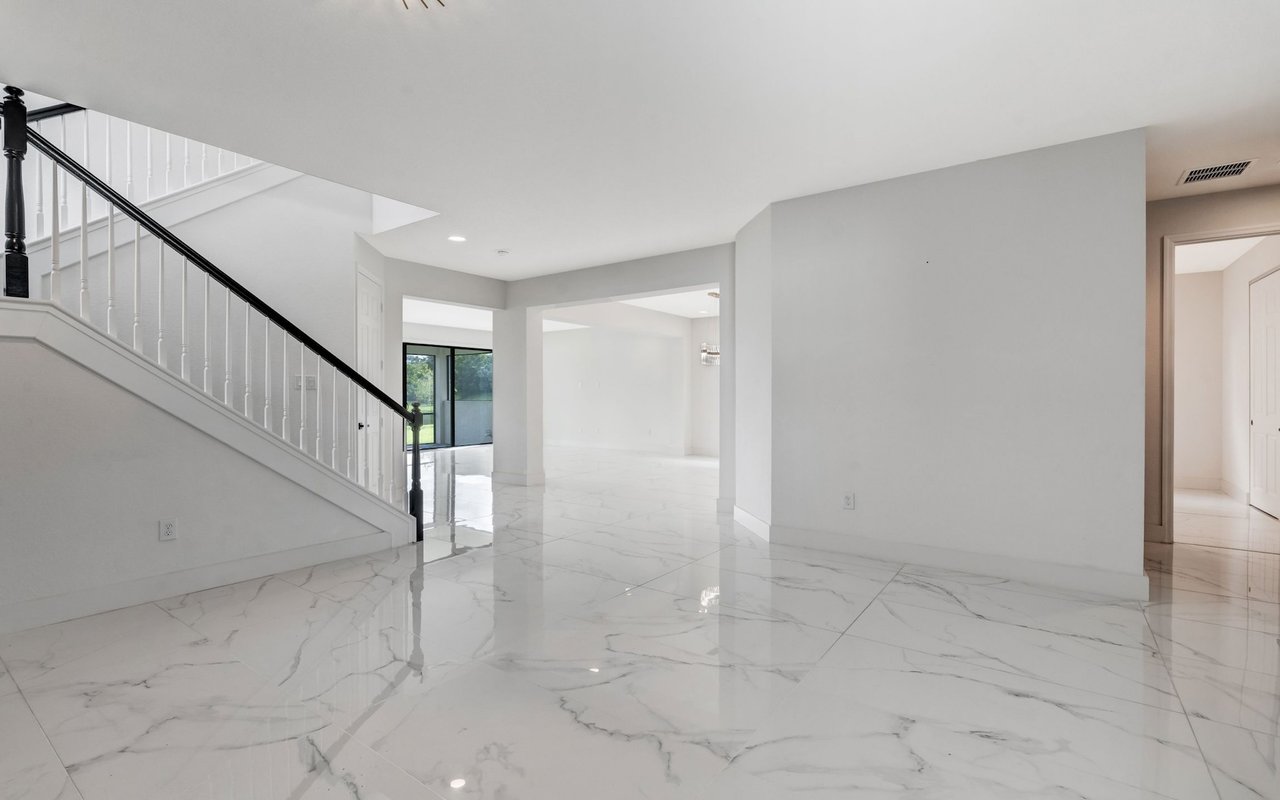 11604 Meadowrun Cir