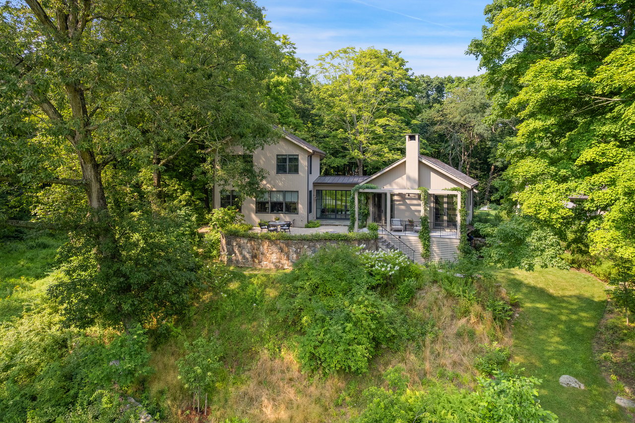 20 Mianus River Road