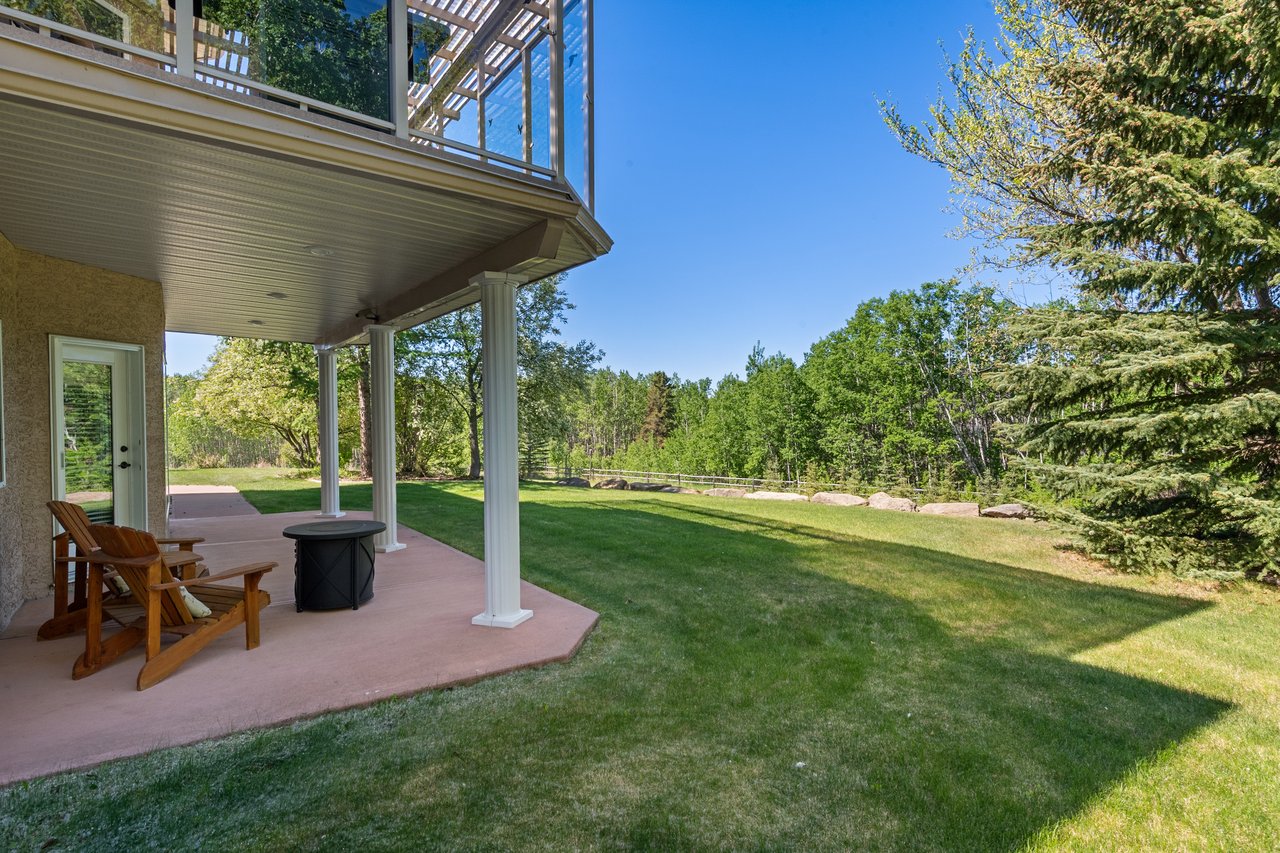 8 Willow Lane