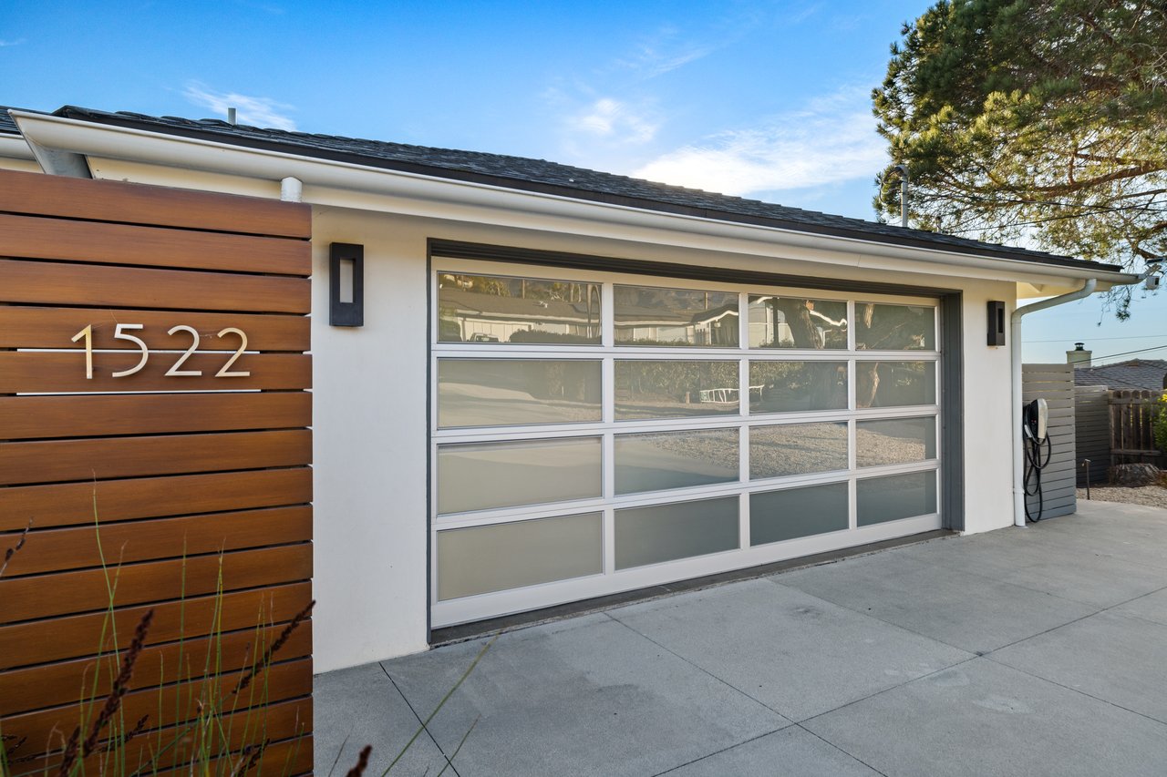 1522 Knoll Circle Drive