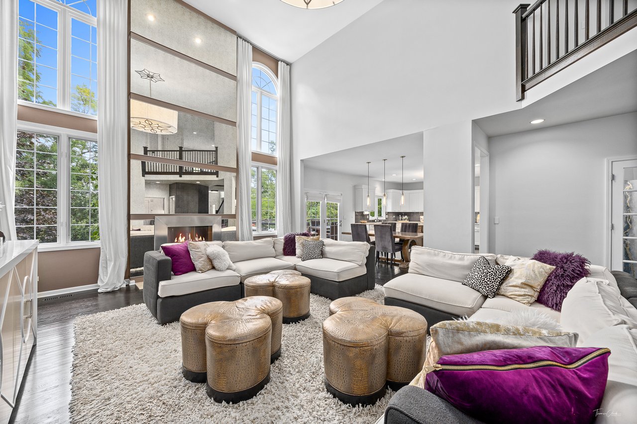 1950 Elmore Ave, Downers Grove