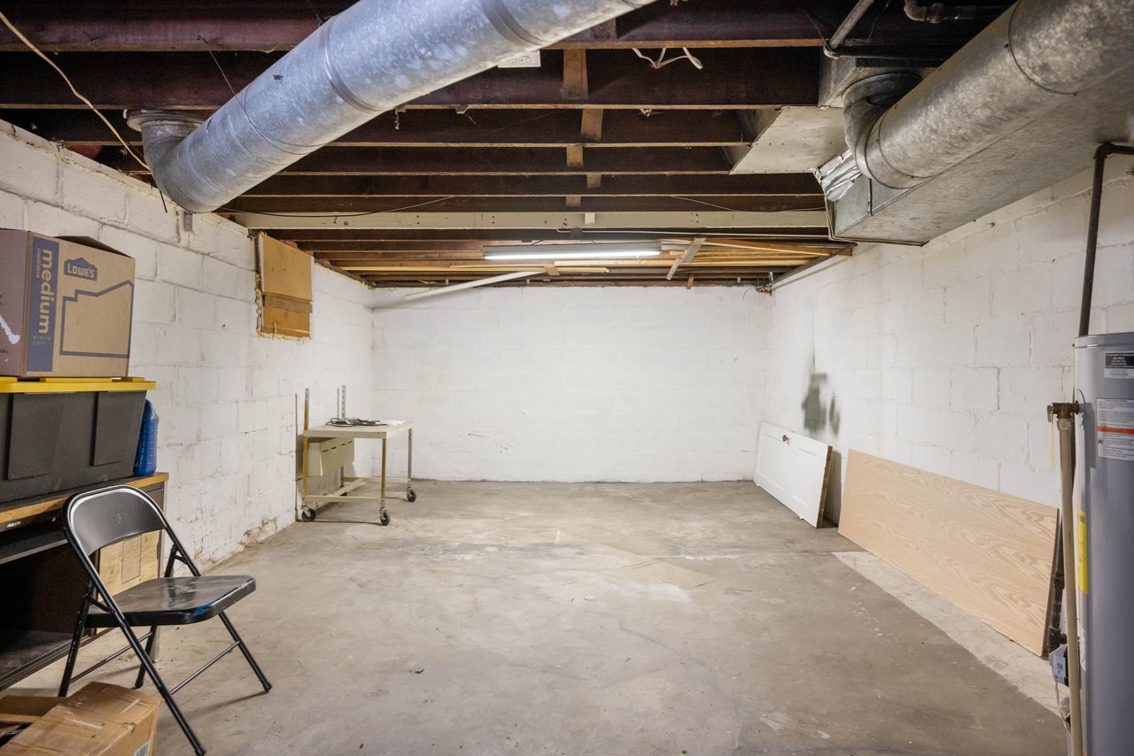 5116-5118 E Michigan Street
