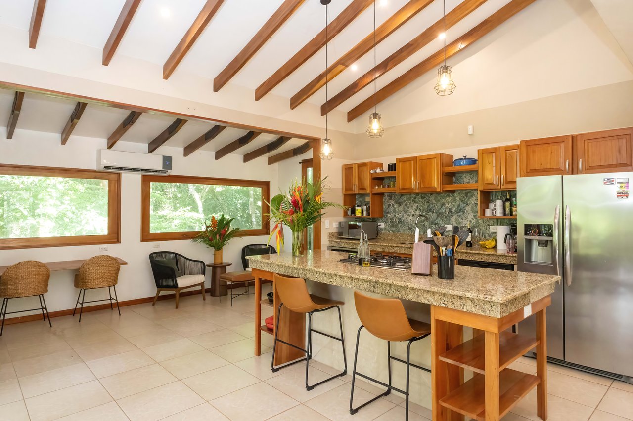 Casa Ventanas – A Tropical Home for Sale in Manuel Antonio