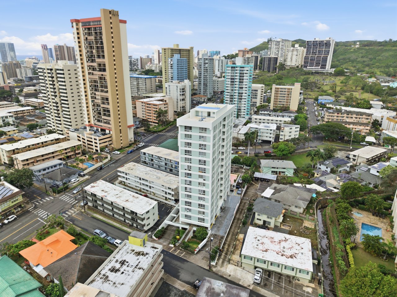 1616 Liholiho St, Unit 404