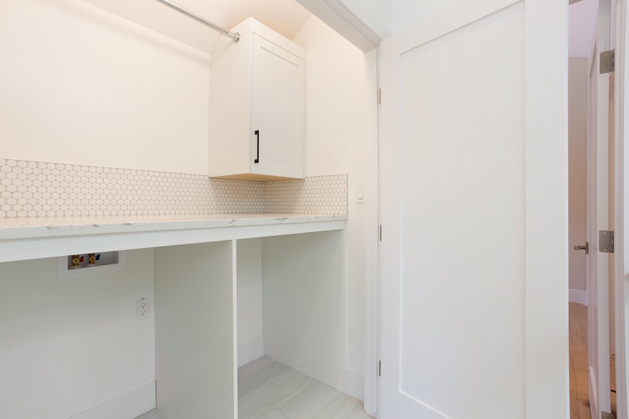 2(SE) - 617 4th Street