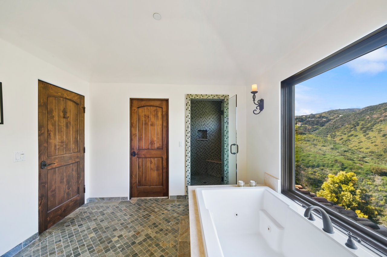 4800 Latigo Canyon Rd