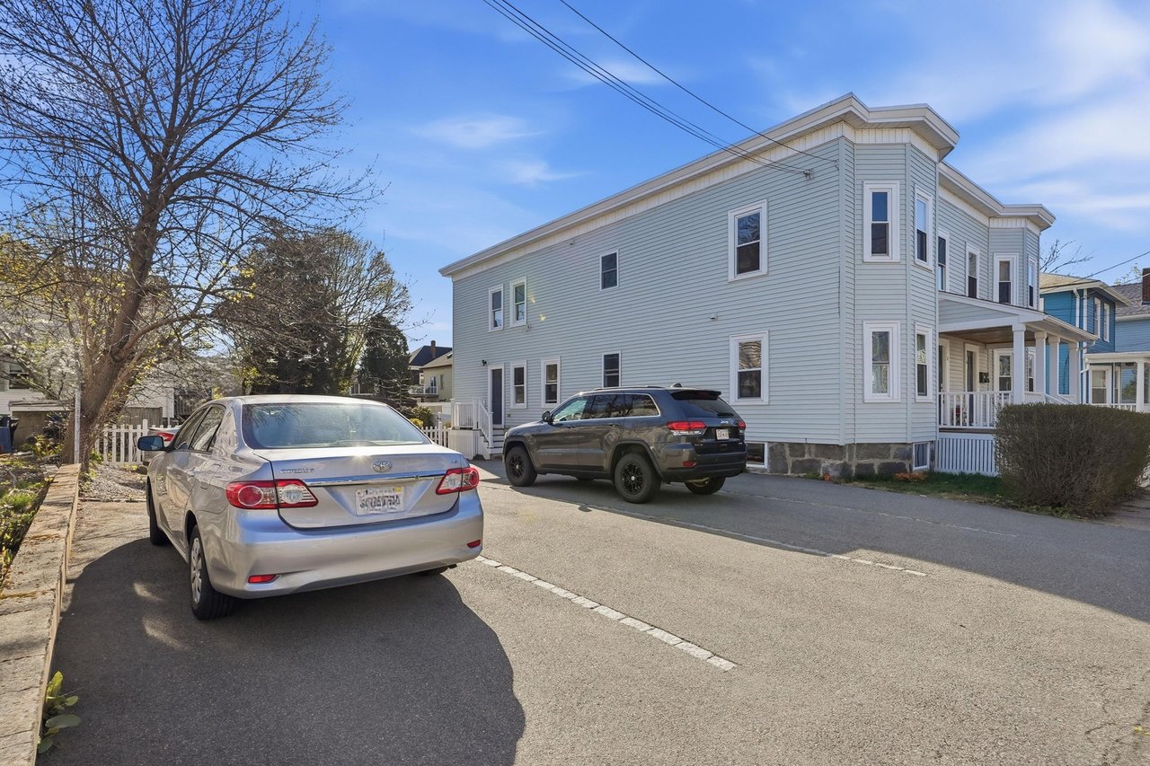 18 Phelps St #1 Salem, MA 