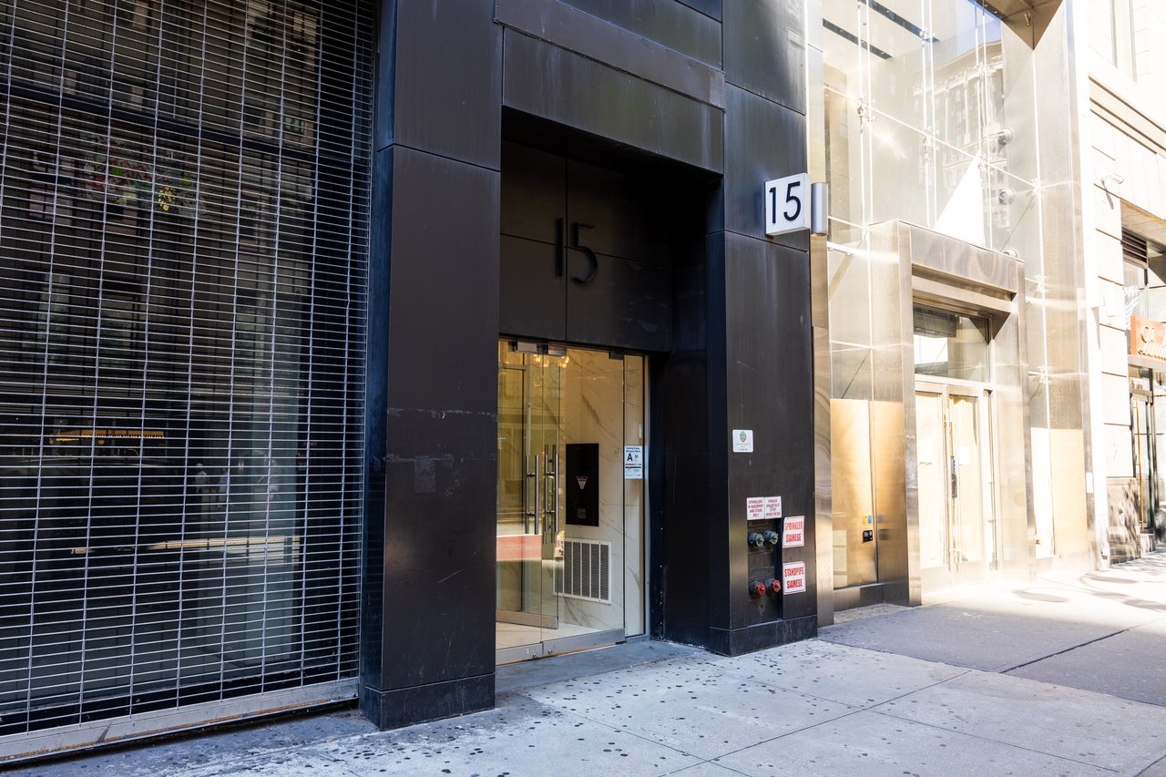 15 West 34th Street - 6th Floor