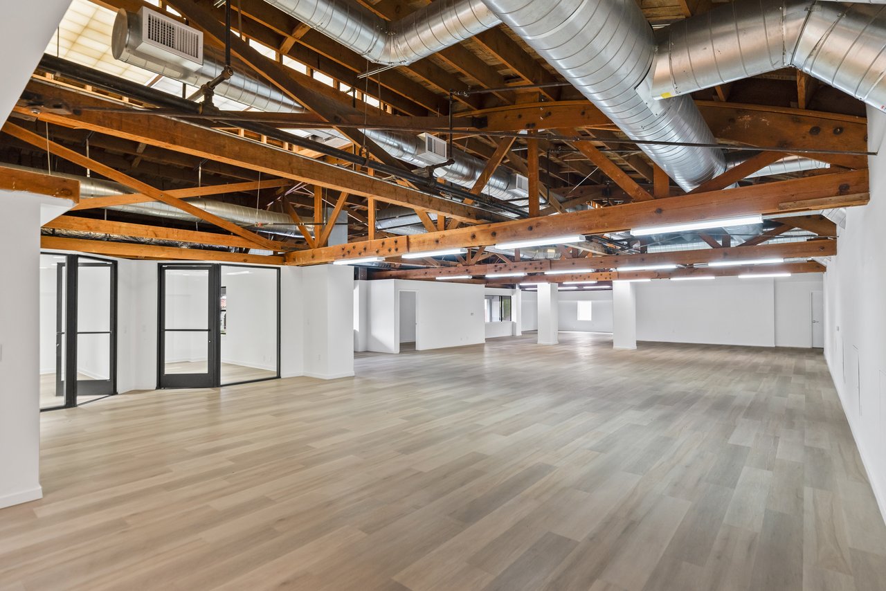RARE 12,300 SF RETAIL/OFFICE OWNER USER