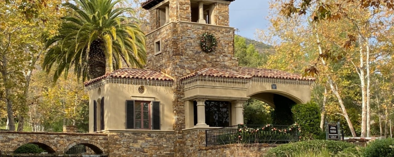 Custom Home with Panoramic Views in Rancho Santa Fe