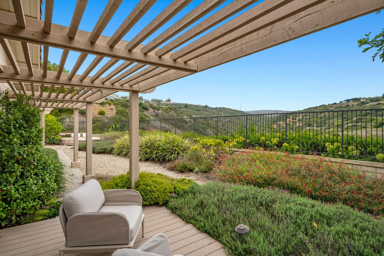 1606 Reef View Circle