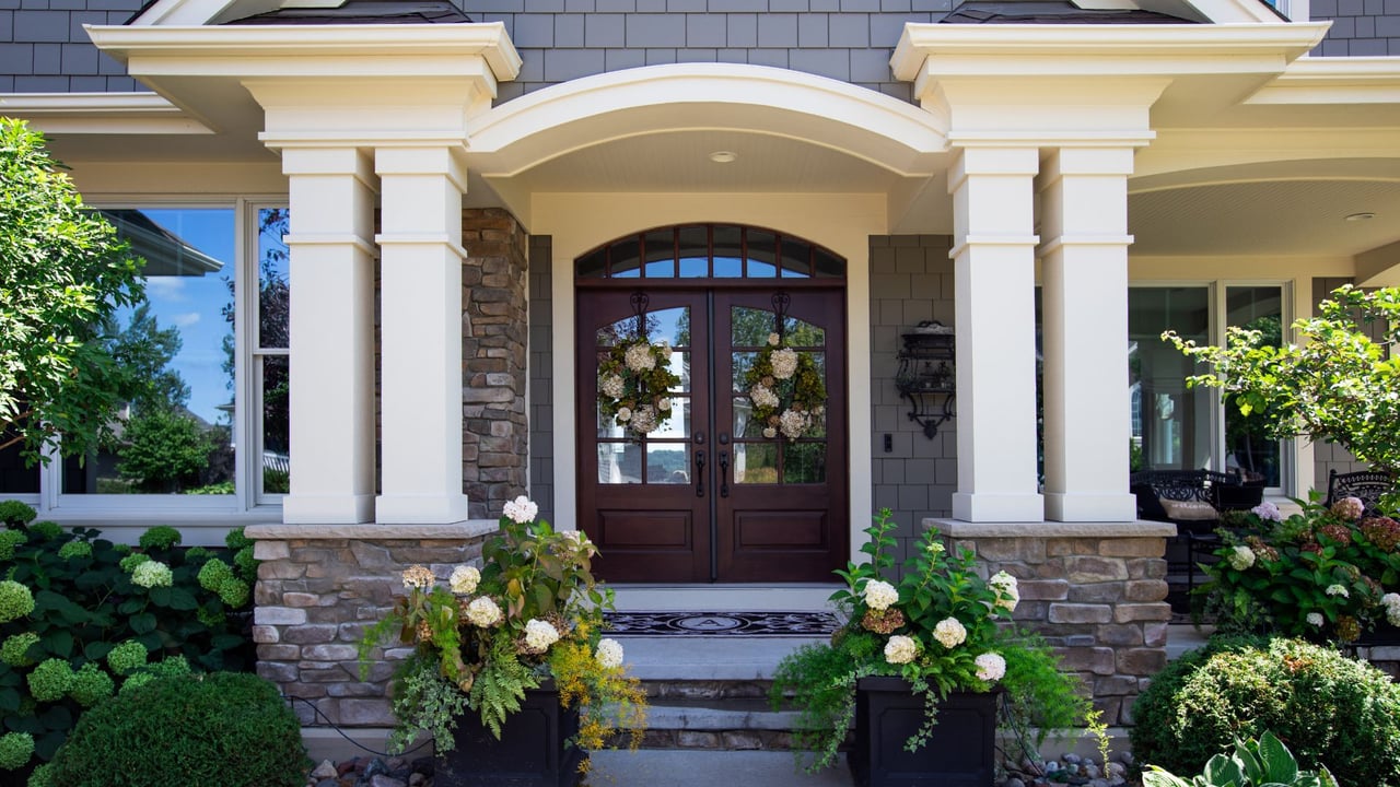 The “First Impression” Factor: What Buyers Notice Before They Even Step Inside