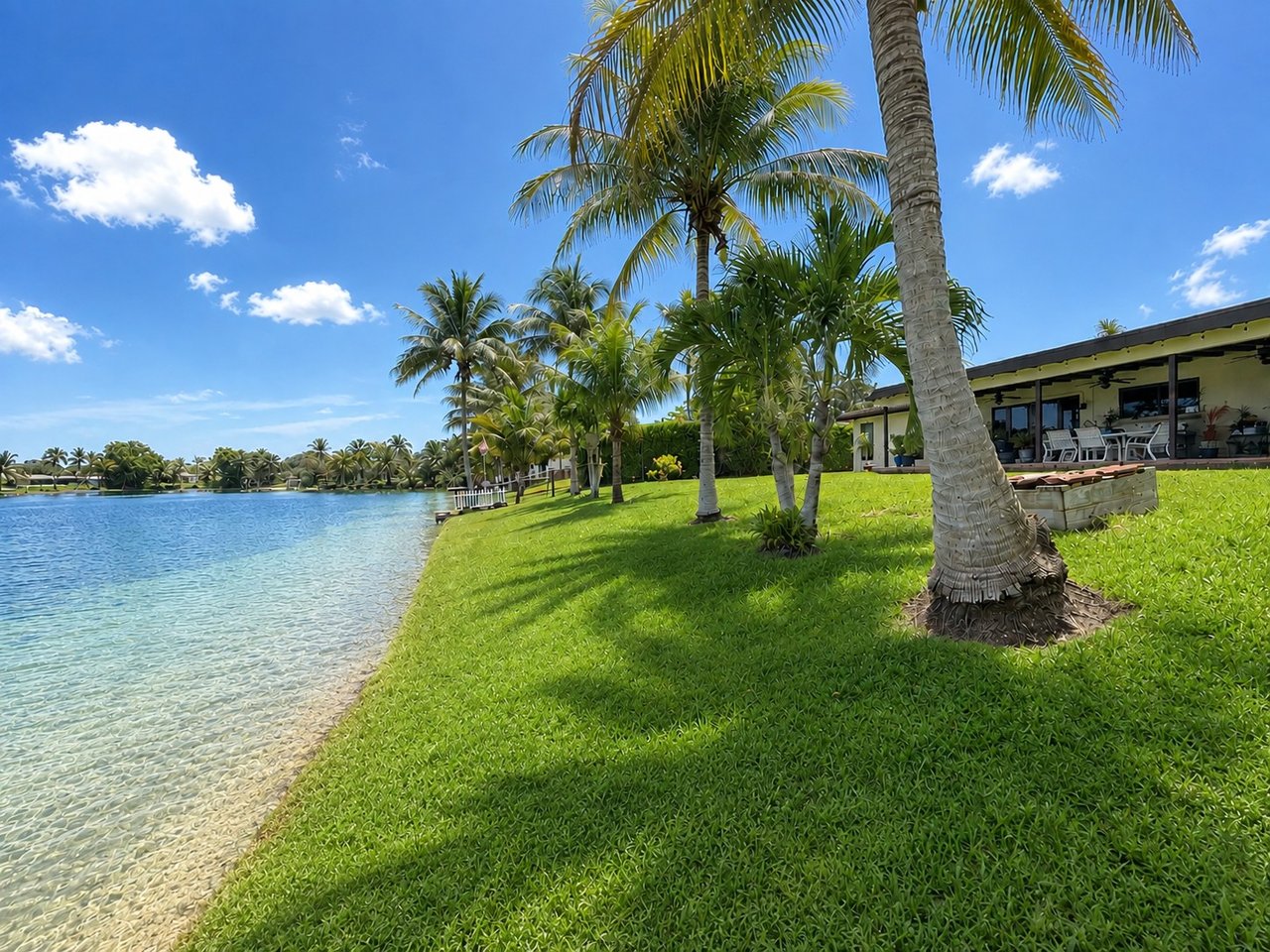 Lakefront Living in Kendall Lakes