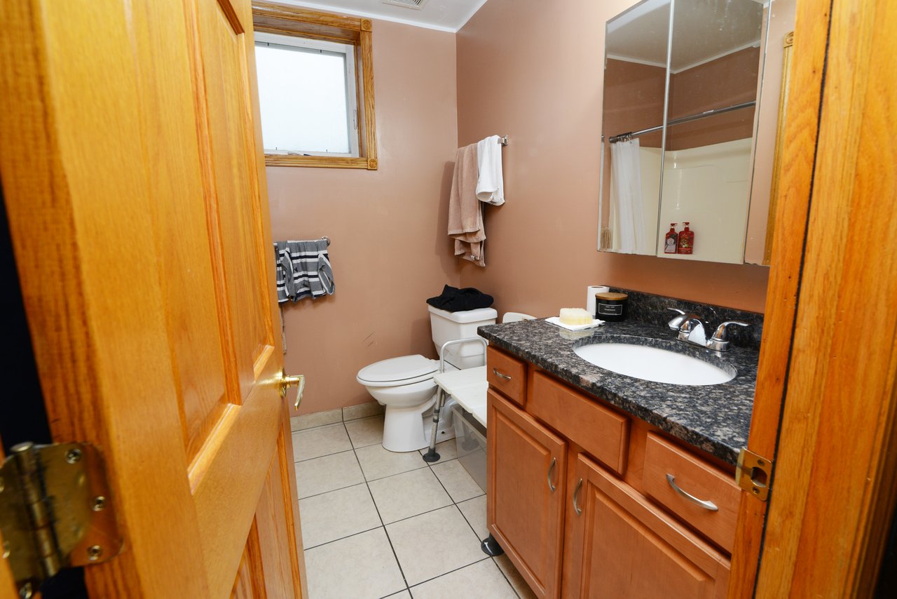 6616 S Knox Avenue, Chicago IL