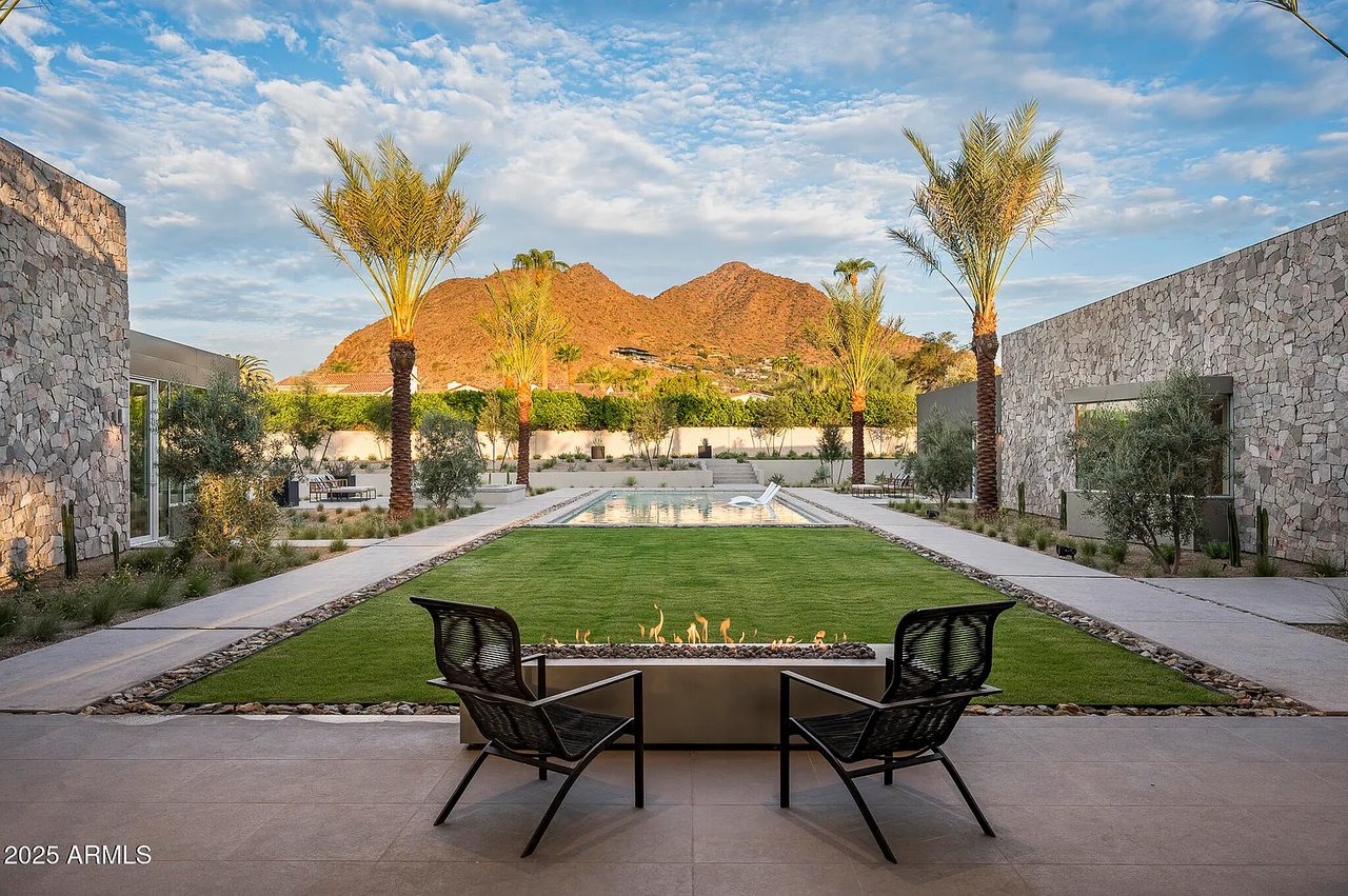 5120 N CASA BLANCA Drive