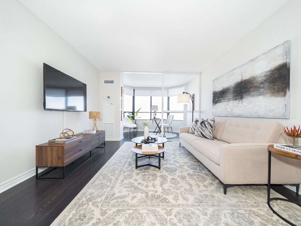 7420 Bathurst Street, 1602