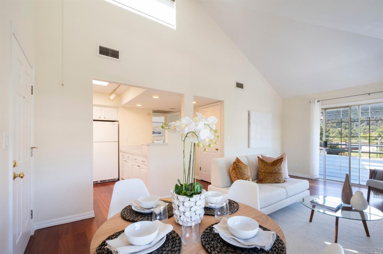 2 Ash Ave #3