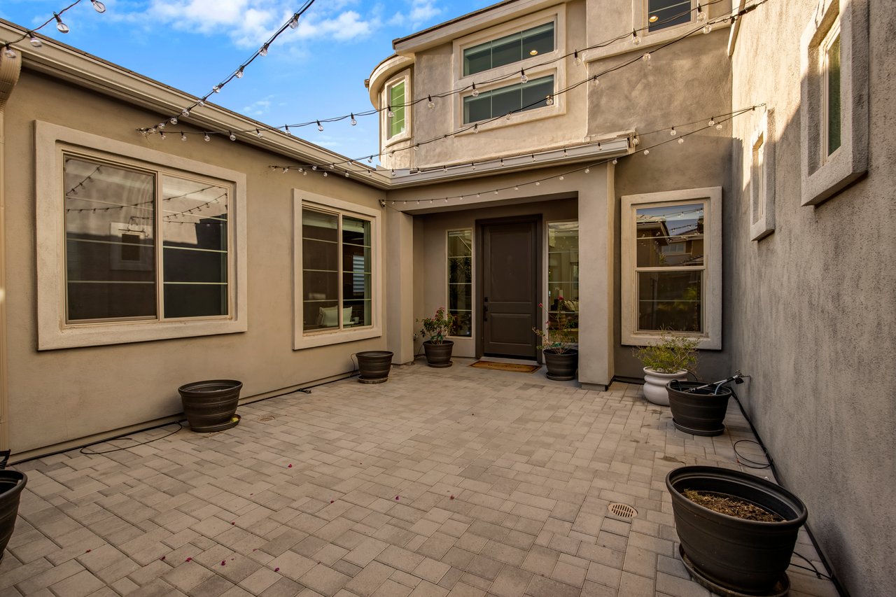 3020 E LOS GATOS Drive